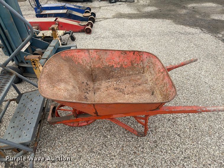 image for item DY3364 Tools