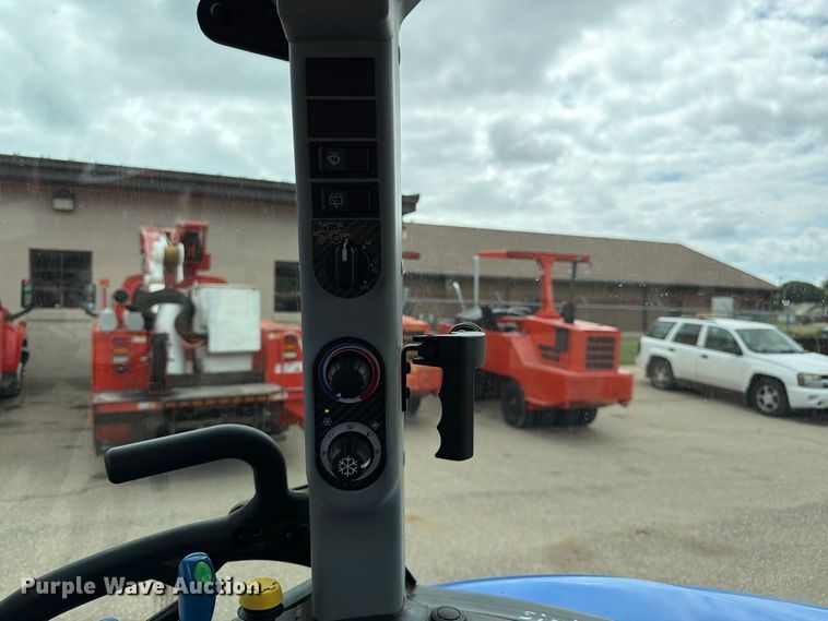 image for item DY3365 2019 New Holland T5.120 MFWD tractor