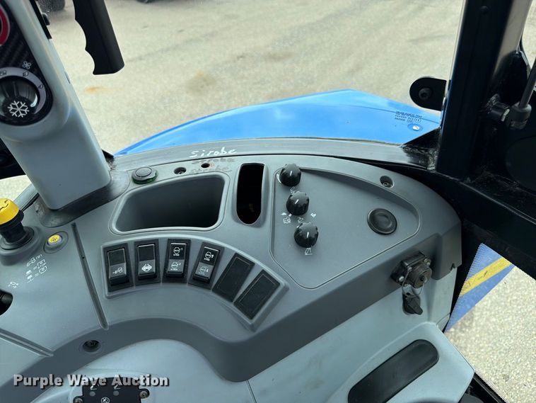 image for item DY3365 2019 New Holland T5.120 MFWD tractor