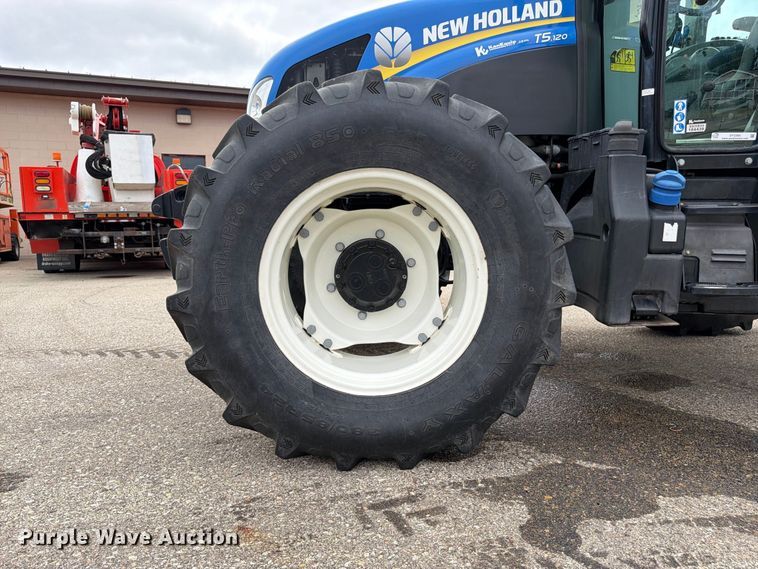 image for item DY3365 2019 New Holland T5.120 MFWD tractor