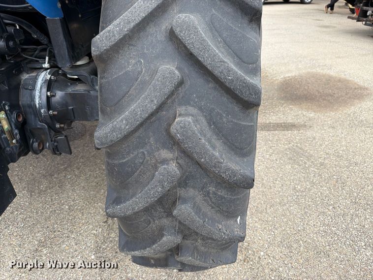 image for item DY3365 2019 New Holland T5.120 MFWD tractor