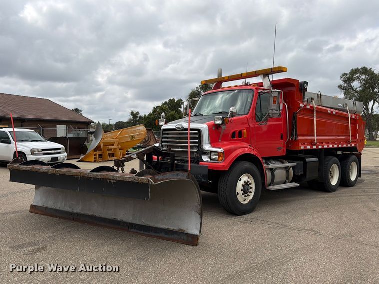 2009 Sterling L7500 dump truck