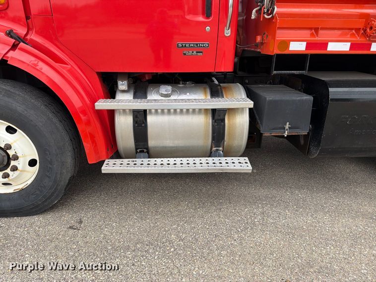 image for item DY3366 2009 Sterling L7500 dump truck