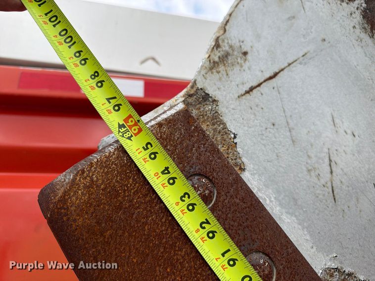 image for item DY3366 2009 Sterling L7500 dump truck