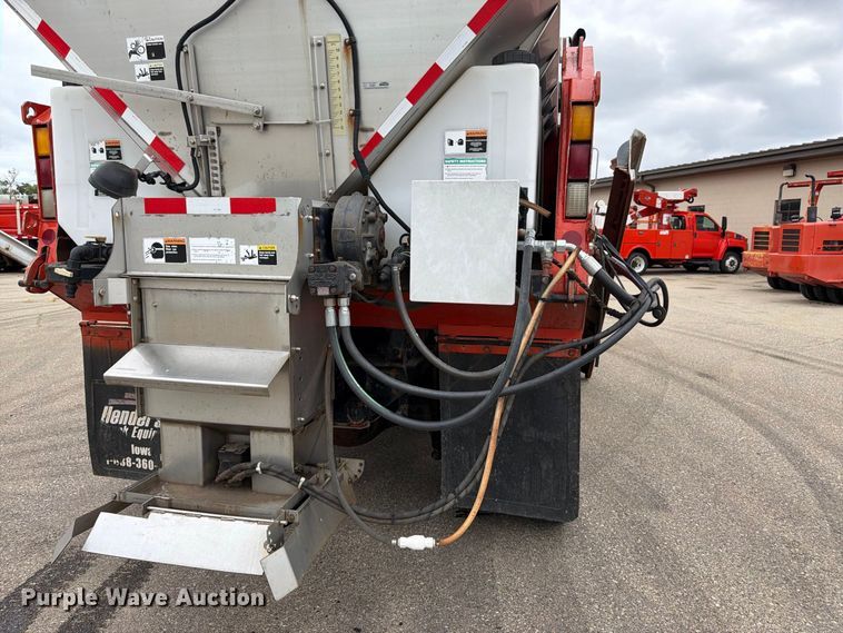image for item DY3366 2009 Sterling L7500 dump truck