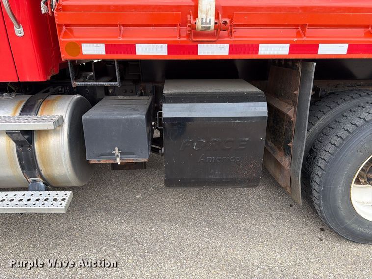 image for item DY3366 2009 Sterling L7500 dump truck