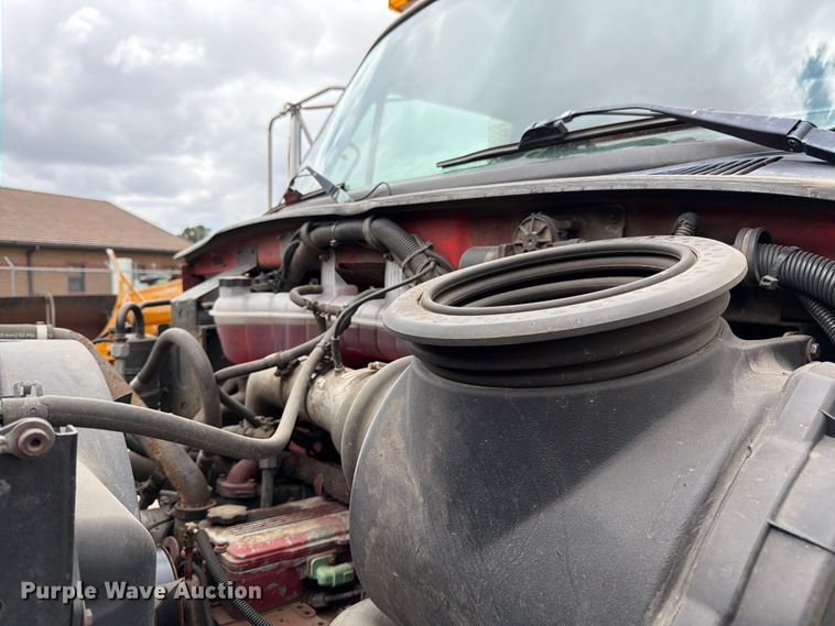 image for item DY3366 2009 Sterling L7500 dump truck