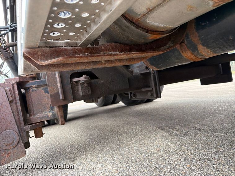 image for item DY3366 2009 Sterling L7500 dump truck