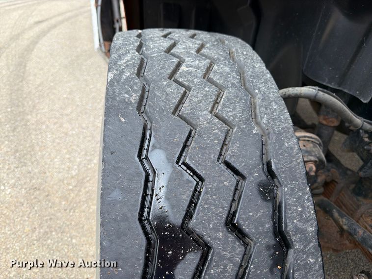 image for item DY3366 2009 Sterling L7500 dump truck