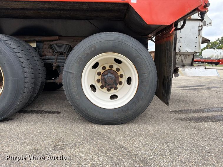 image for item DY3366 2009 Sterling L7500 dump truck