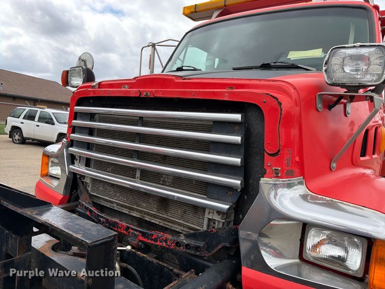 image for item DY3367 2009 Sterling L7500  dump truck