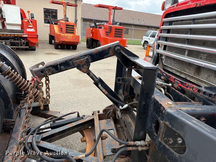 image for item DY3367 2009 Sterling L7500  dump truck