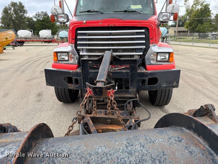 image for item DY3367 2009 Sterling L7500  dump truck