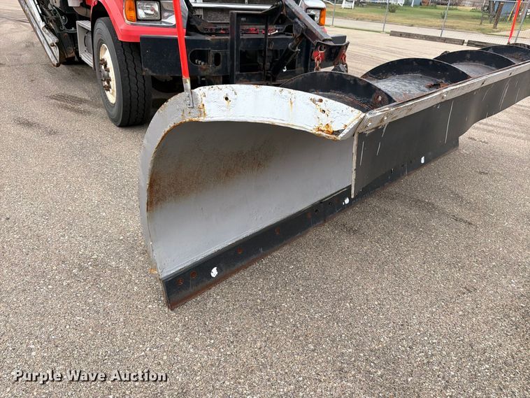 image for item DY3367 2009 Sterling L7500  dump truck