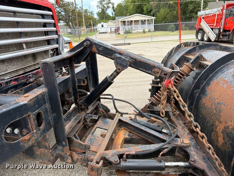 image for item DY3367 2009 Sterling L7500  dump truck