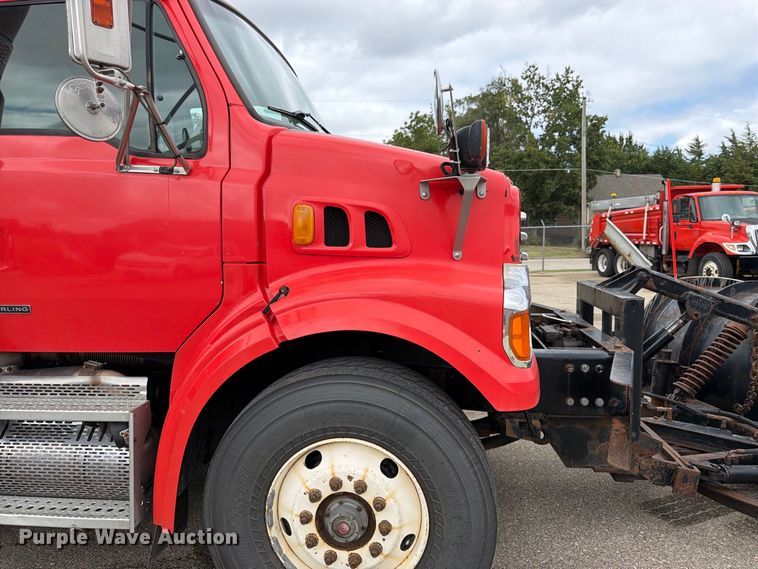 image for item DY3367 2009 Sterling L7500  dump truck