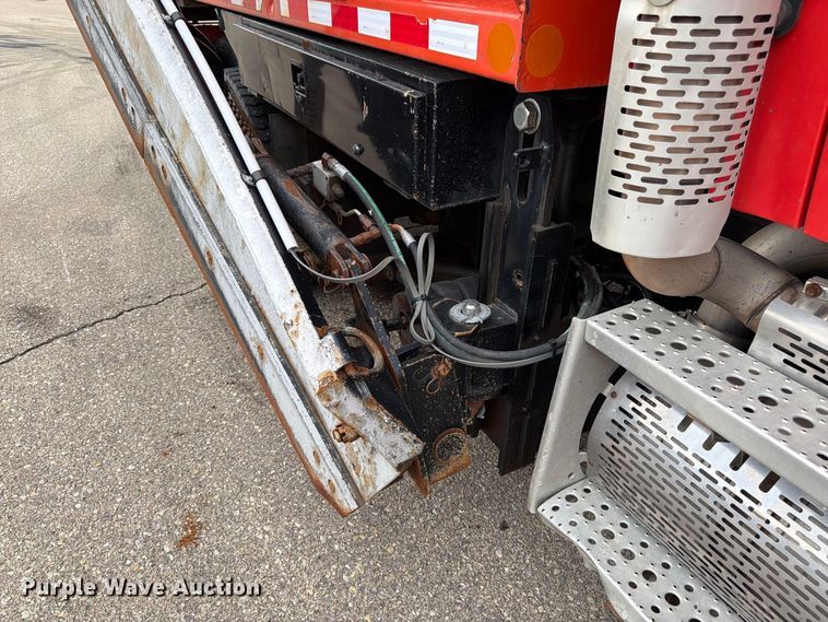 image for item DY3367 2009 Sterling L7500  dump truck