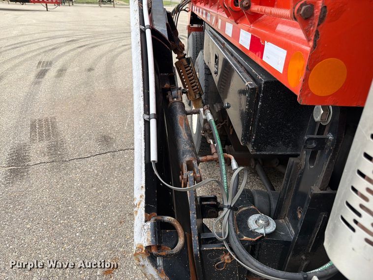 image for item DY3367 2009 Sterling L7500  dump truck