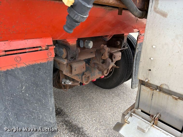 image for item DY3367 2009 Sterling L7500  dump truck