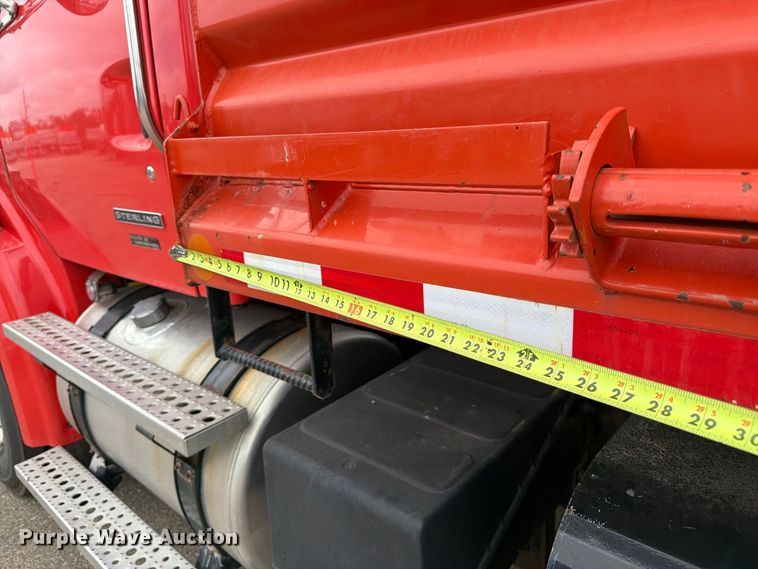 image for item DY3367 2009 Sterling L7500  dump truck