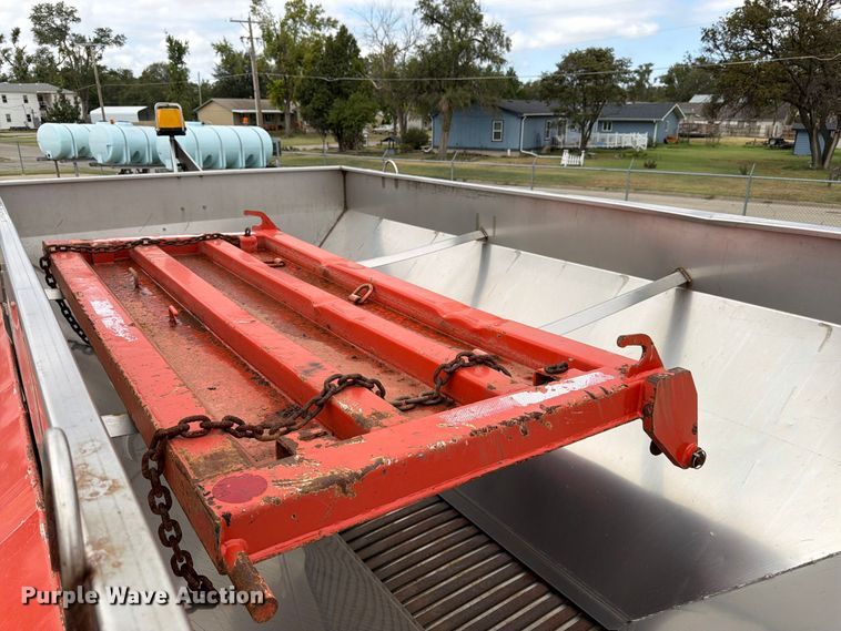 image for item DY3367 2009 Sterling L7500  dump truck