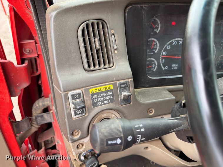 image for item DY3367 2009 Sterling L7500  dump truck