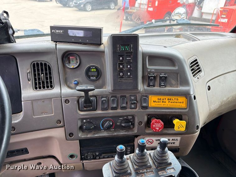 image for item DY3367 2009 Sterling L7500  dump truck