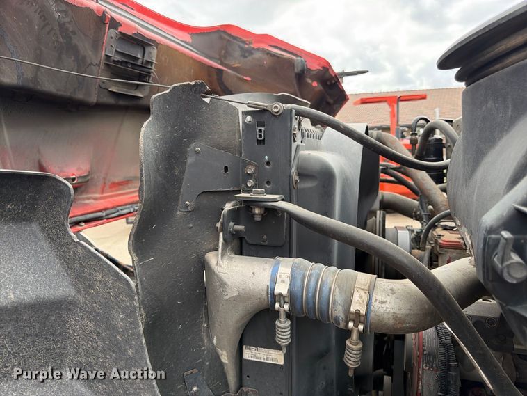 image for item DY3367 2009 Sterling L7500  dump truck
