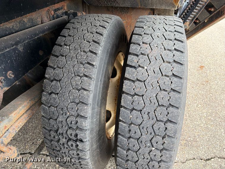 image for item DY3367 2009 Sterling L7500  dump truck
