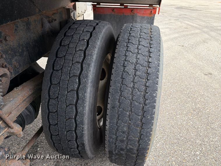 image for item DY3367 2009 Sterling L7500  dump truck