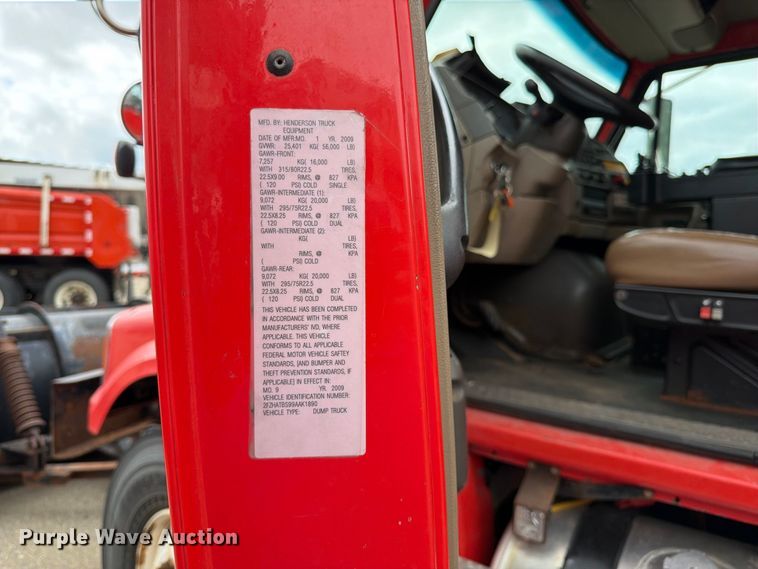 image for item DY3367 2009 Sterling L7500  dump truck