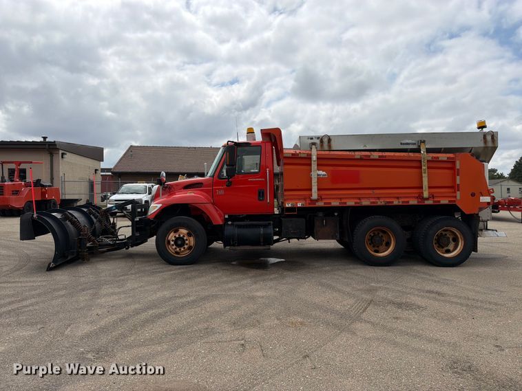 image for item DY3368 2007 International 7400 dump truck
