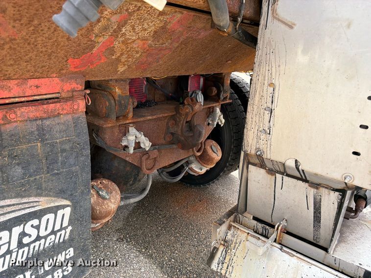 image for item DY3368 2007 International 7400 dump truck