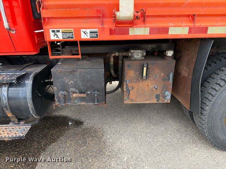 image for item DY3368 2007 International 7400 dump truck