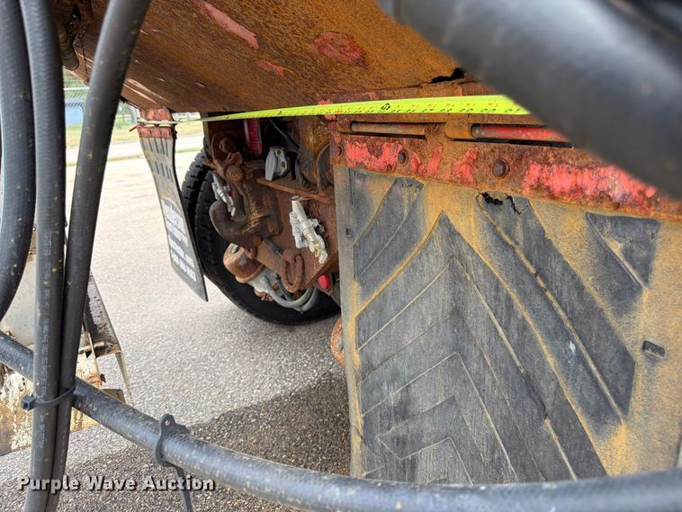 image for item DY3368 2007 International 7400 dump truck