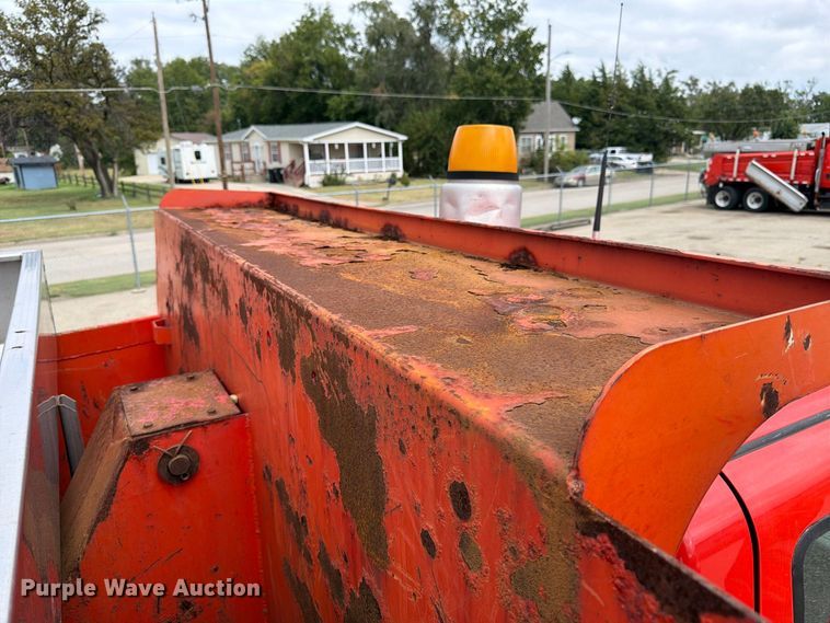 image for item DY3368 2007 International 7400 dump truck