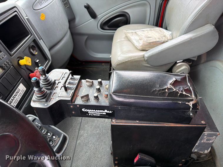 image for item DY3368 2007 International 7400 dump truck
