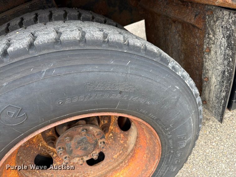 image for item DY3368 2007 International 7400 dump truck