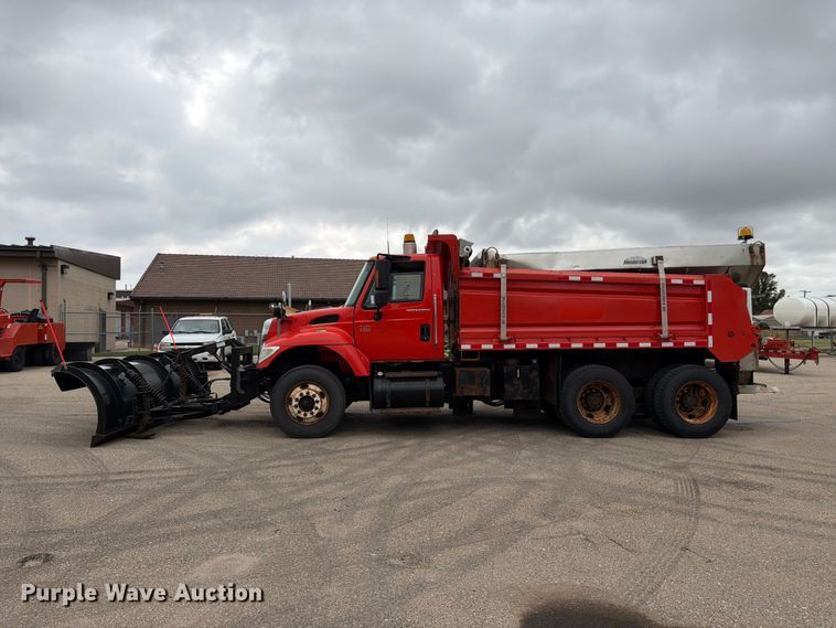 image for item DY3369 2007 International 7400 dump truck