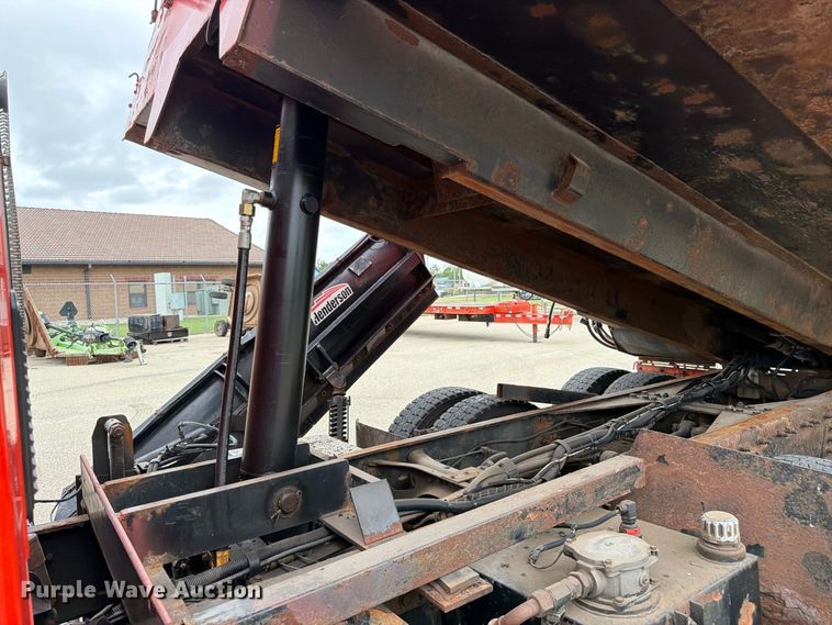 image for item DY3369 2007 International 7400 dump truck