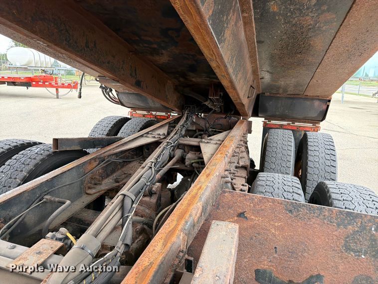 image for item DY3369 2007 International 7400 dump truck