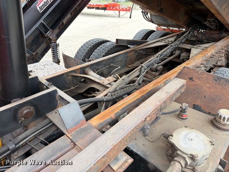 image for item DY3369 2007 International 7400 dump truck