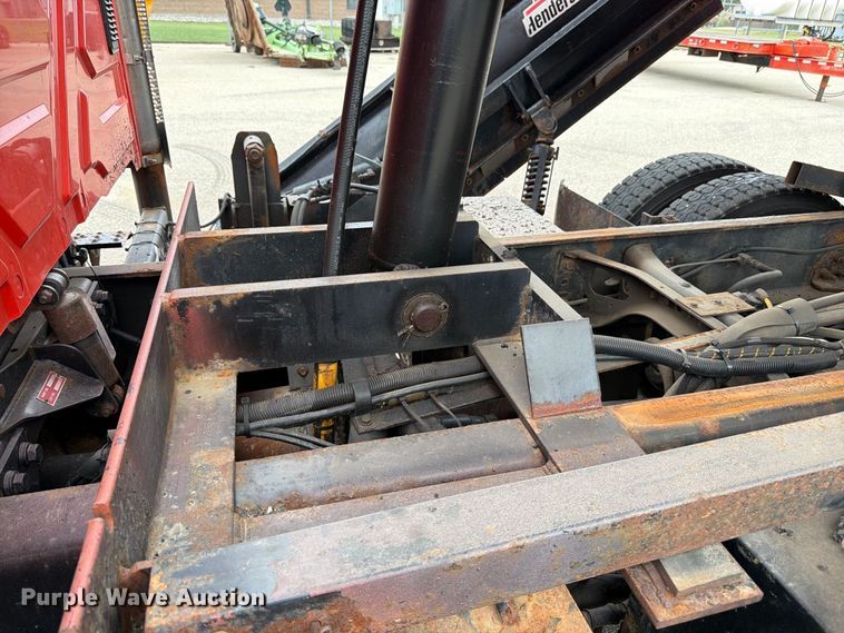 image for item DY3369 2007 International 7400 dump truck