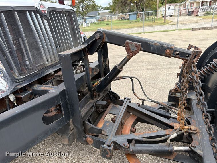 image for item DY3369 2007 International 7400 dump truck