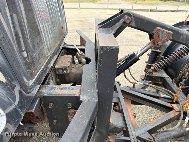 image for item DY3369 2007 International 7400 dump truck