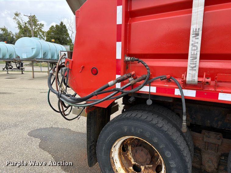 image for item DY3369 2007 International 7400 dump truck