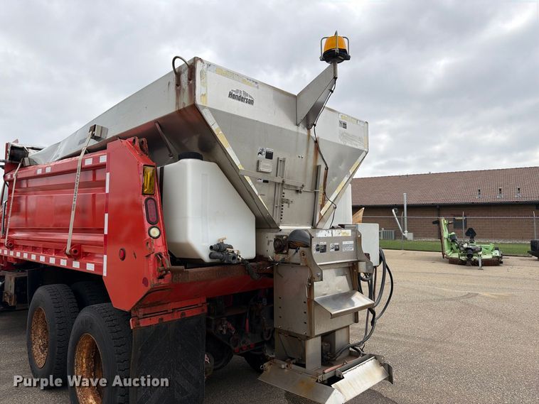 image for item DY3369 2007 International 7400 dump truck