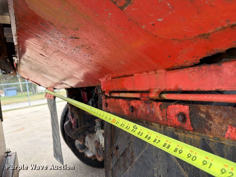 image for item DY3369 2007 International 7400 dump truck