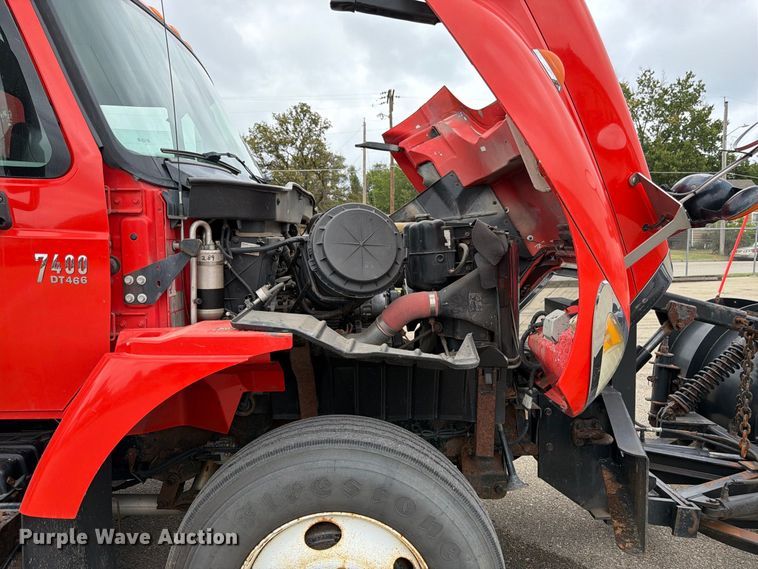 image for item DY3369 2007 International 7400 dump truck
