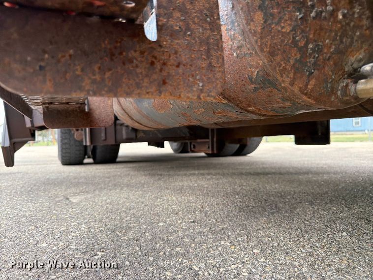 image for item DY3369 2007 International 7400 dump truck